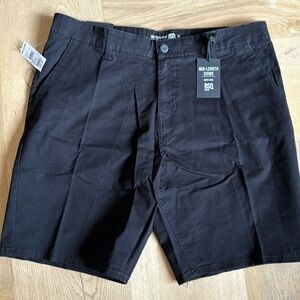 NEW WITH TAGS RSQ Mid-Length above the knee chino size 36